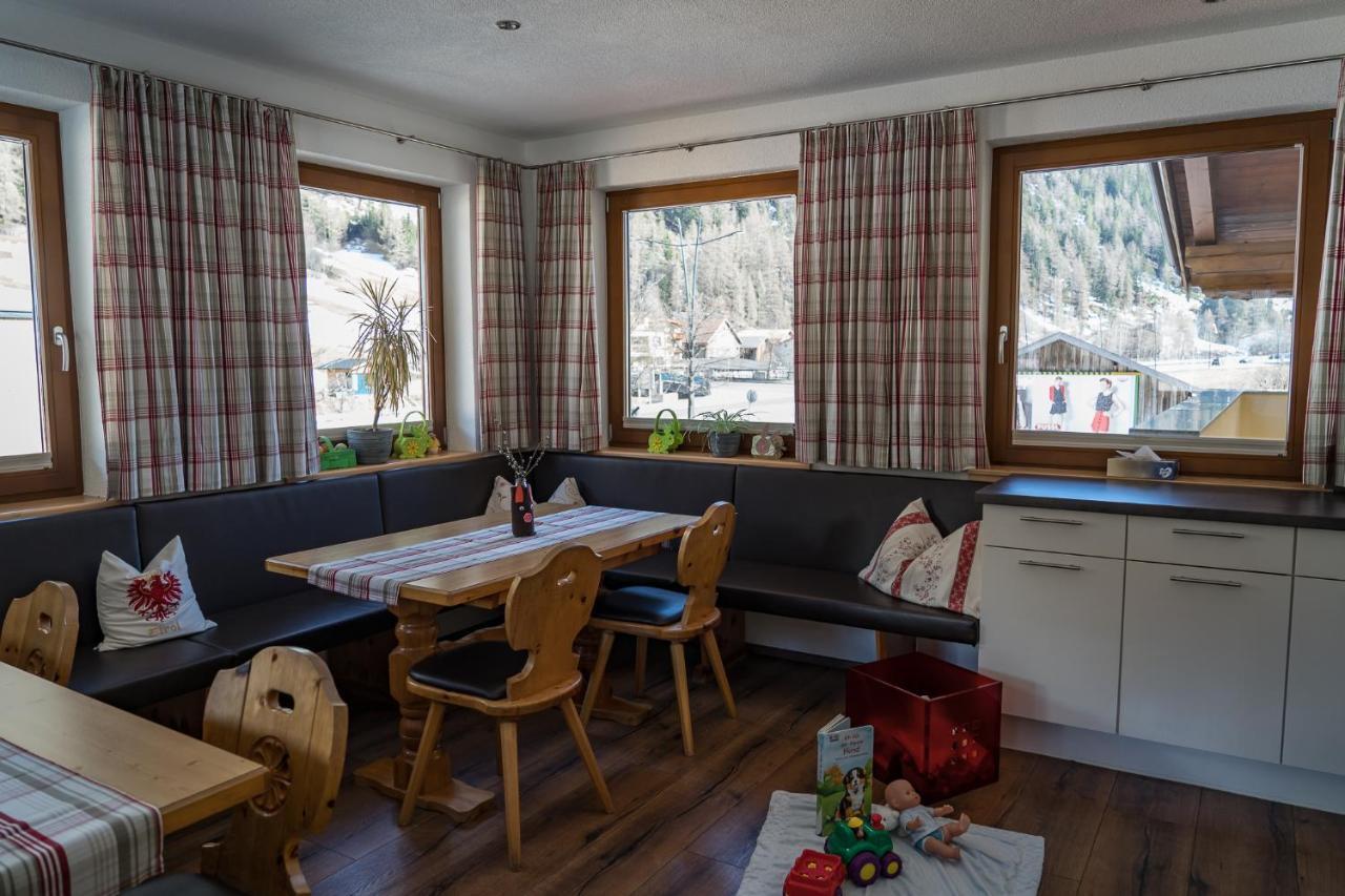 Apartmán Haus Almrausch Sölden Exteriér fotografie
